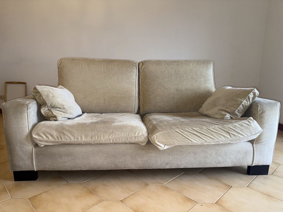 Sofa Bege com almofadas 195cm