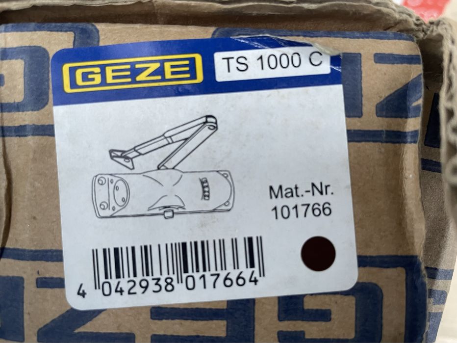 Доводчик Geze TS 1000C