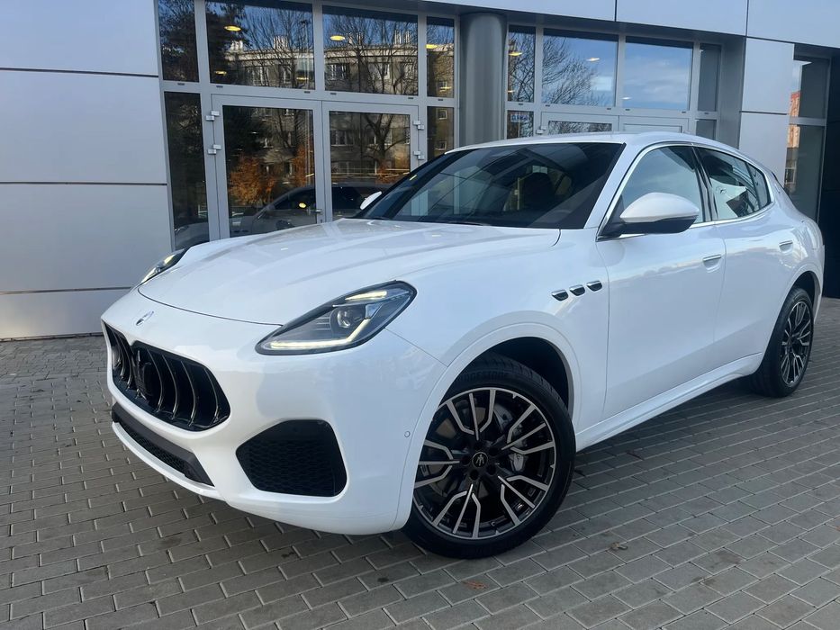 Maserati Grecale Maserati Grecale 300KM R4 MHEV 2025 NOWY