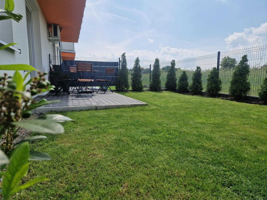 Apartament Mieszkanie na Doby 2 pokoje z ogródkiem, noclegi Ostrów
