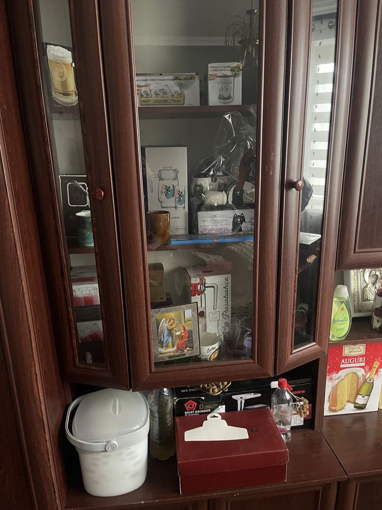 Продаю мебиль шкафи
