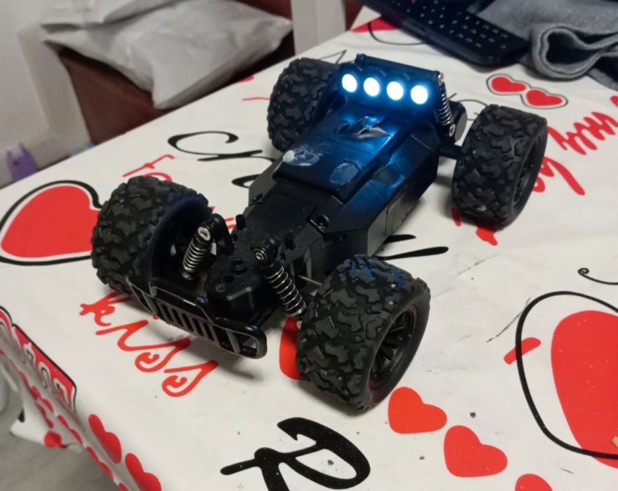 Carro telecomandado 4 baterias