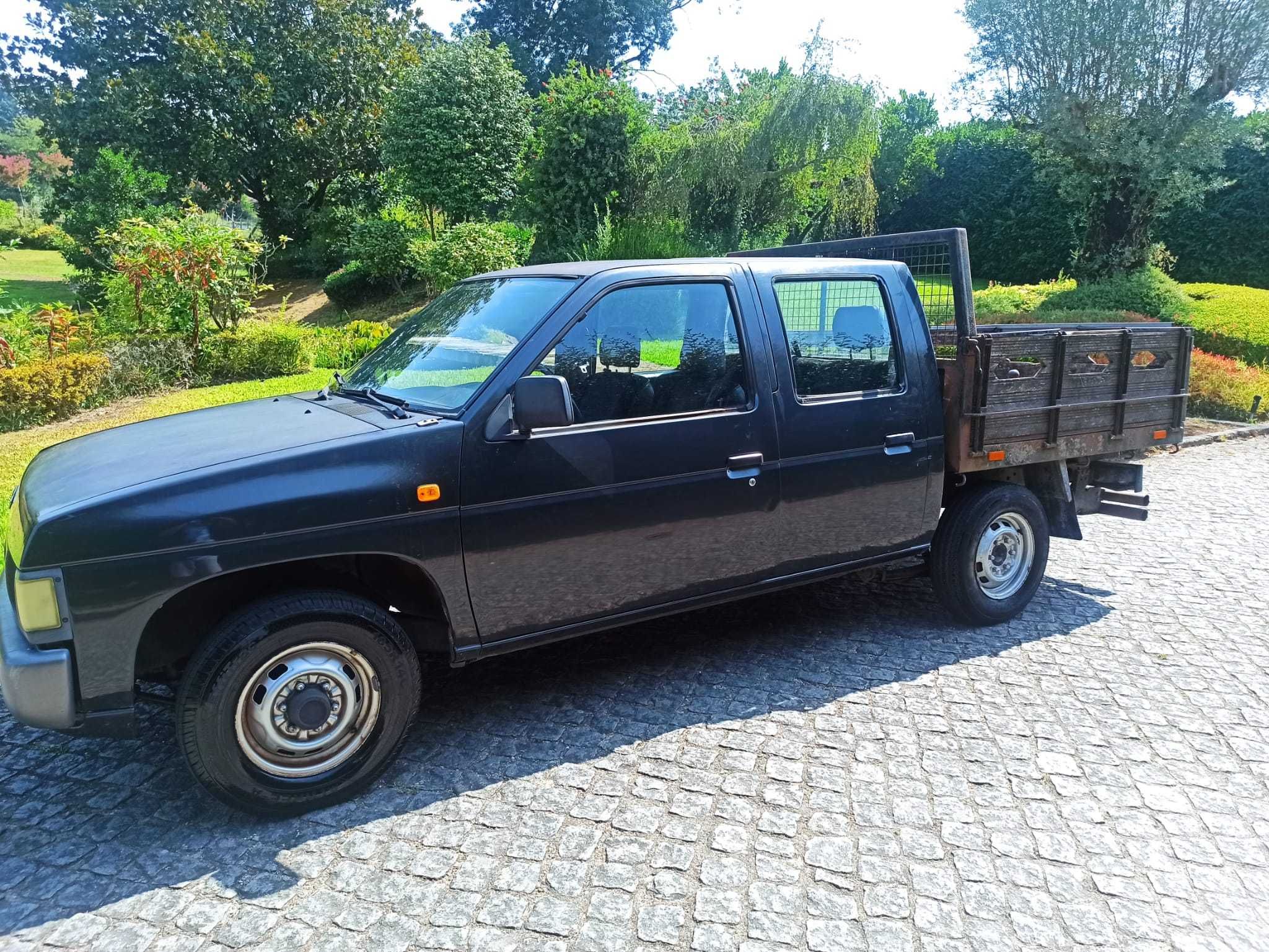Nissan Pick Up D21 5 lugares