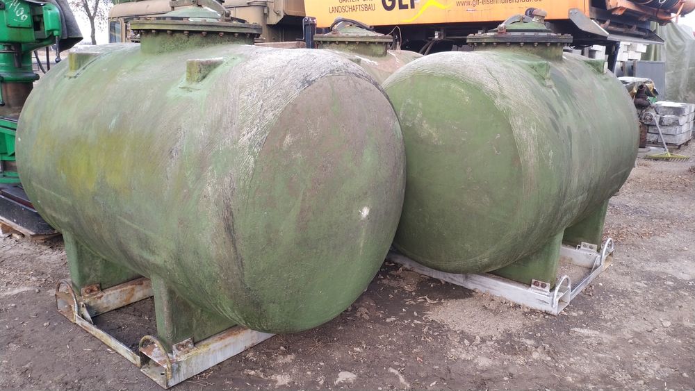 Zbiornik beczka 2000l 2m3 na paliwo szambo z tworzywa sztucznego