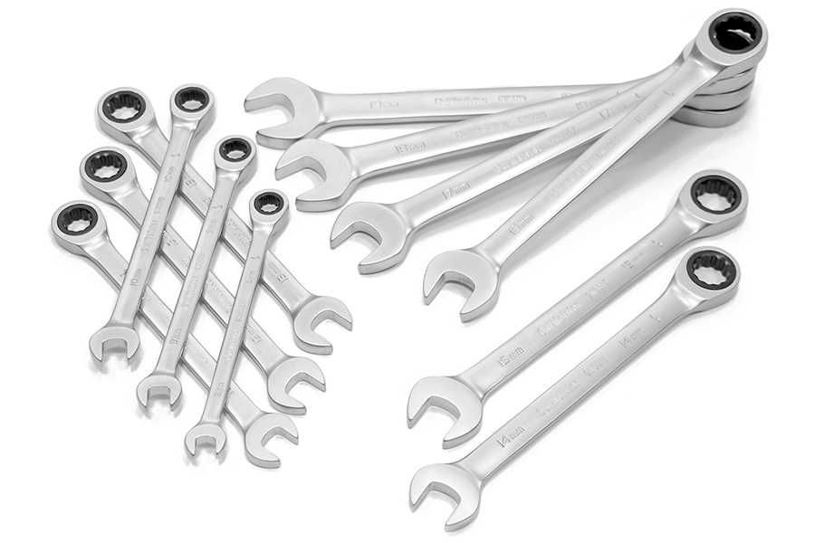 Набор ключей с трещоткой Gut Meister 12 ед. Германия GM-0312 (8-19 ММ)