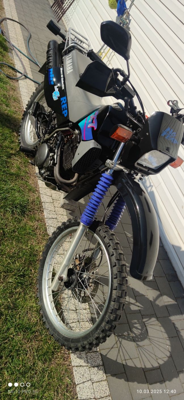 Yamaha XT 350 motocykl