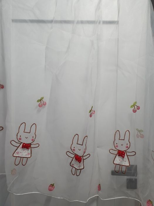 Firanka dla dzieci z króliczkiem 310x116 cm