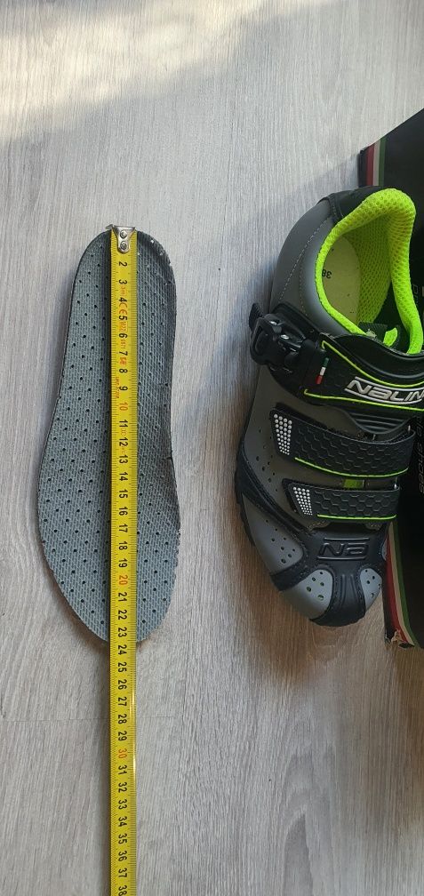 Buty rowerowe MTB r38 NOWE