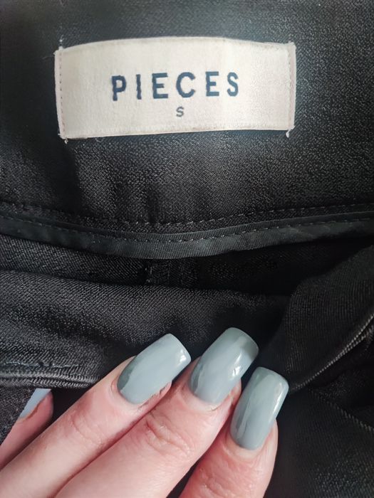 Чорні класичні штани