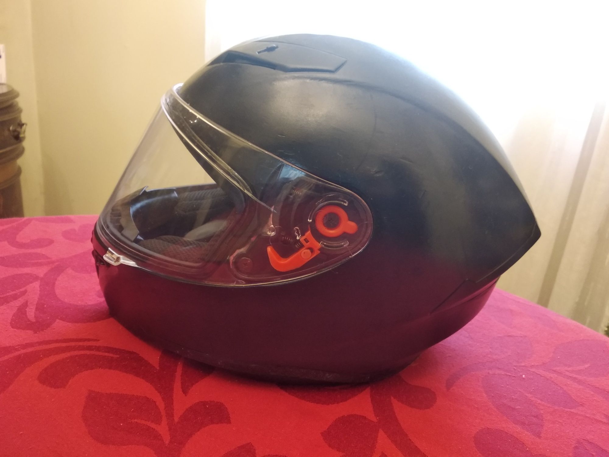 Capacete SHIRO em bom estado