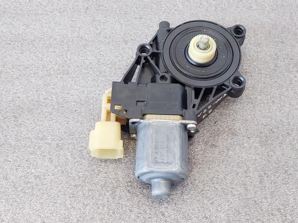 Motor vidro frente esquerdo FORD Fiesta VI (CB1, CCN)