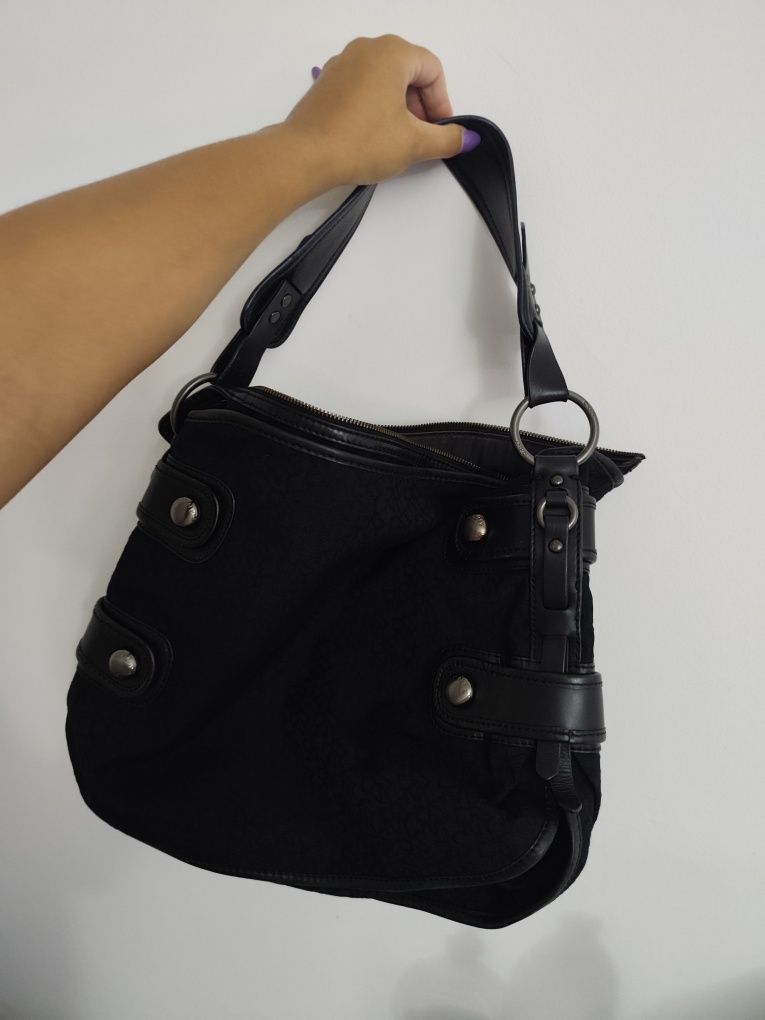 Mala DKNY como nova preta
