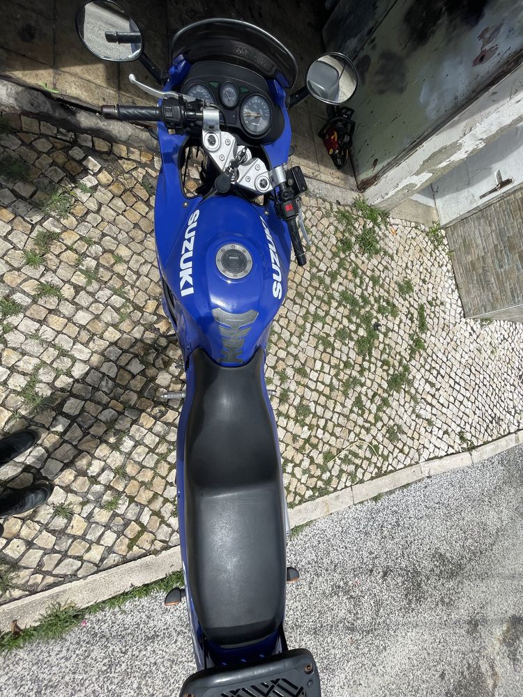 Vendo suzuki gsx750f. Preço negociavel