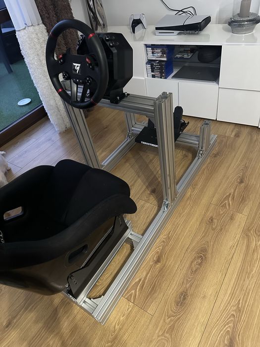Simrig stelaż do simracingu z fotelem Mirco RS2
