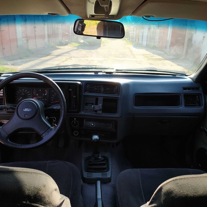 Ford sierra 1.6 1989р