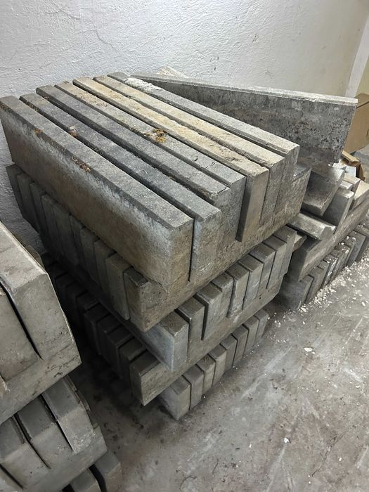 Betoniki, Krawężniki, Bloczki betonowe