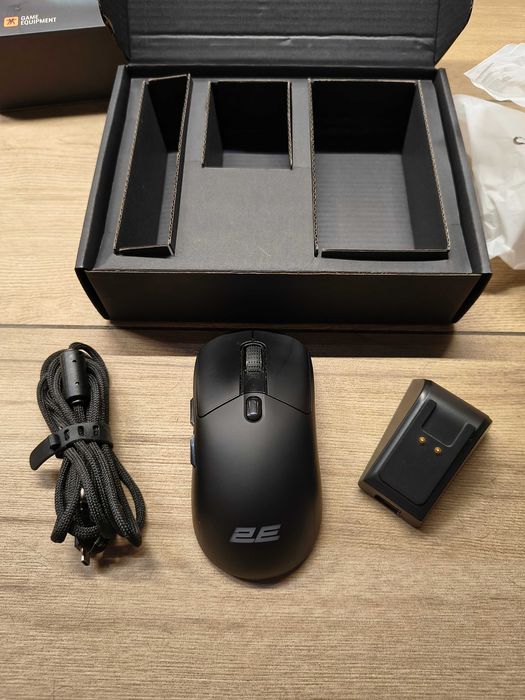 набір з ігрової клавіатури 2e KG390 та ігрової миші 2e MG360 WL