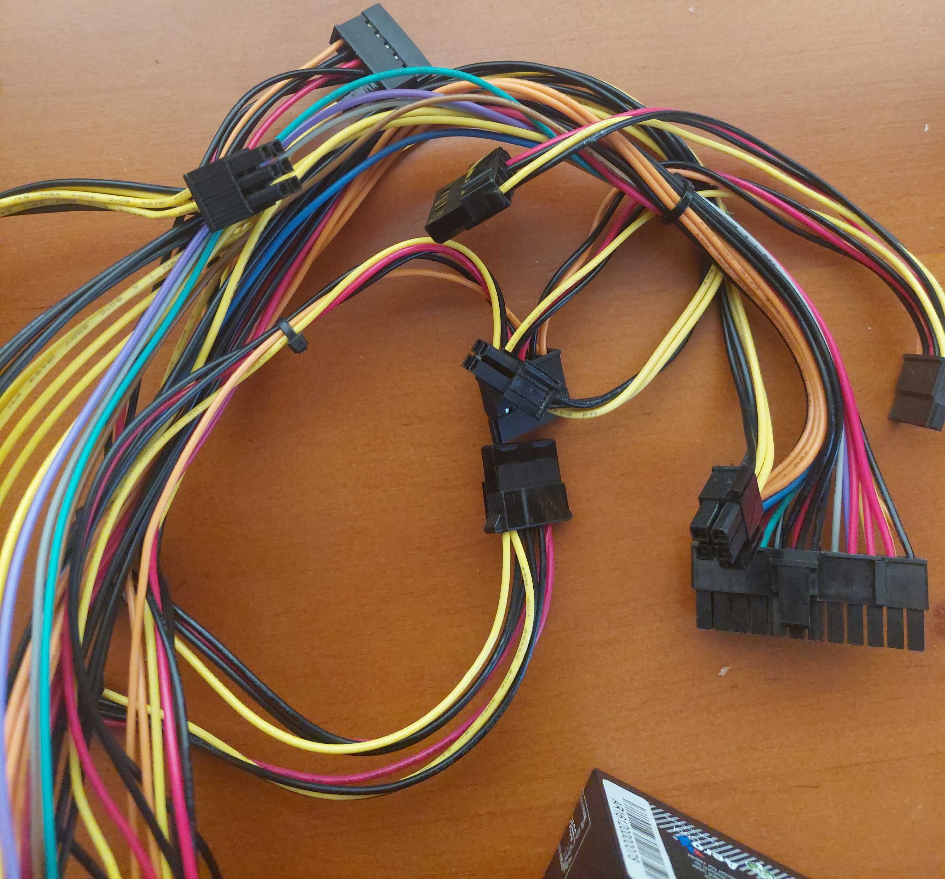 Блок питания к компьютеру AEROCOOL VX 550W [ватт]