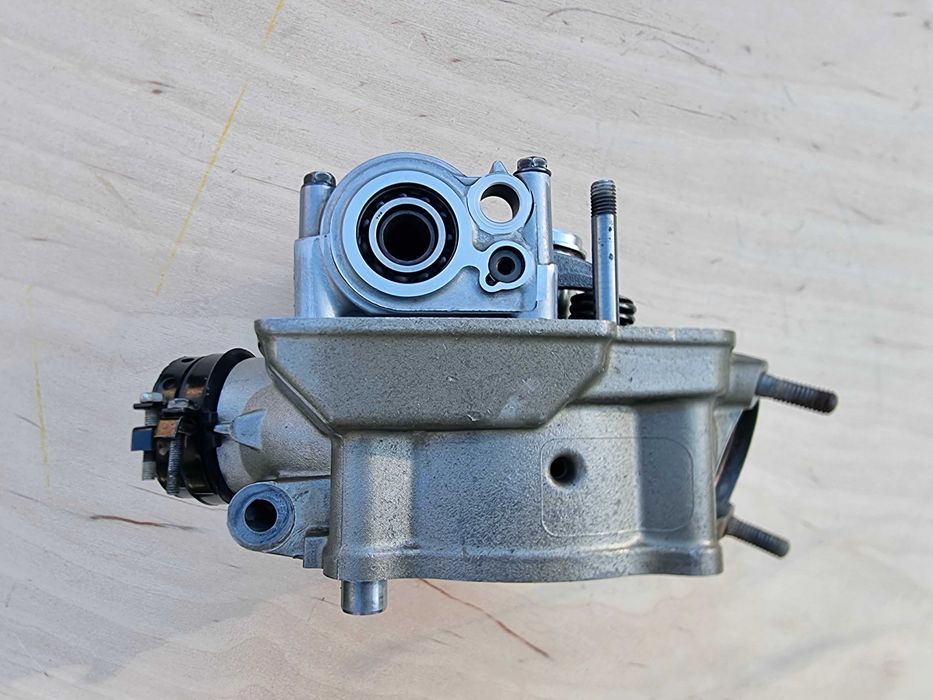 Kompletna głowica Honda CRF 450 r. 02-08 oem stan BDB