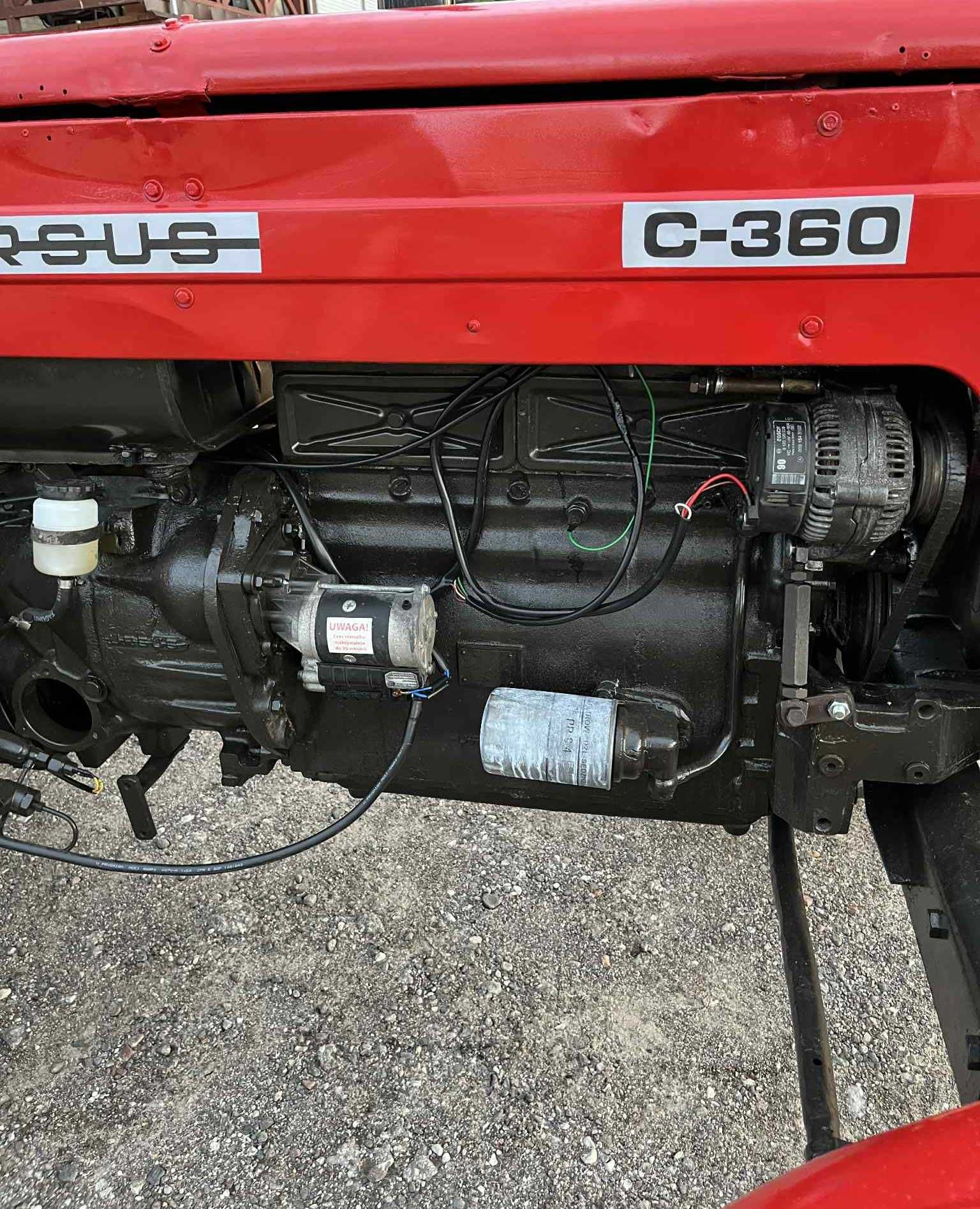 Ciągnik Ursus C 360 z  1984 roku