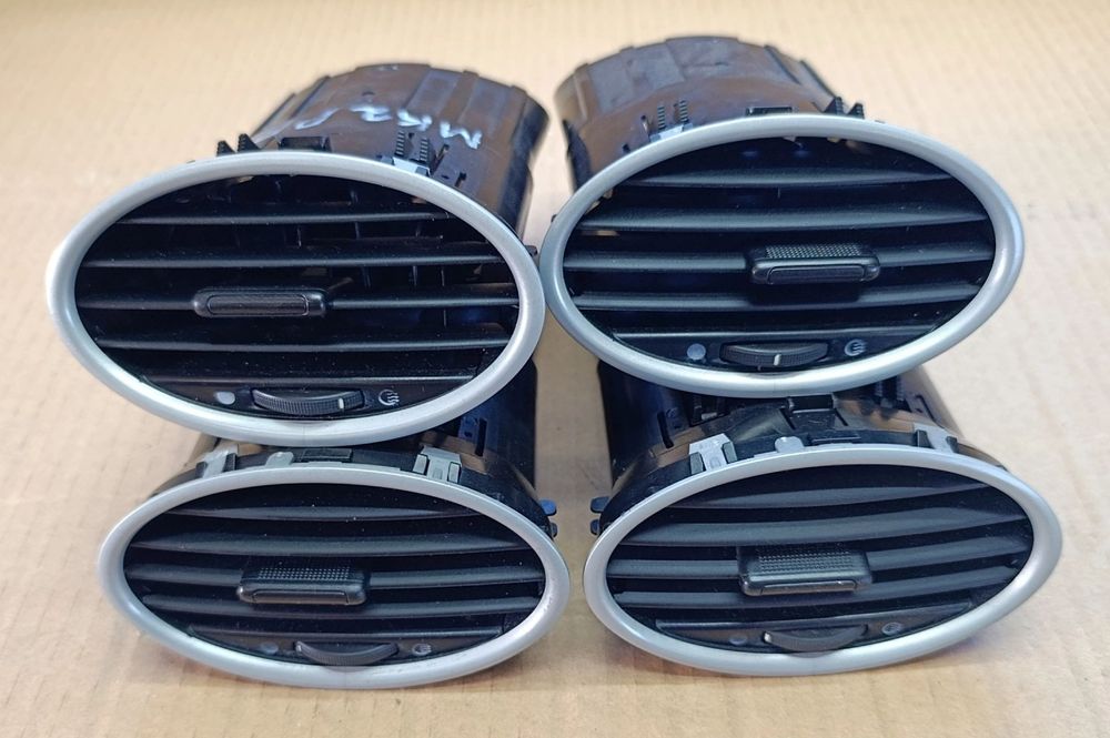 Focus MK2 kratka nawiewu kratki komplet EU Ford