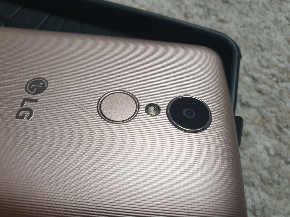 LG K8 (2017) Dual