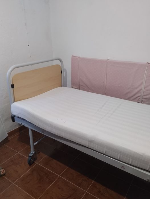 Cama articulada com colchão