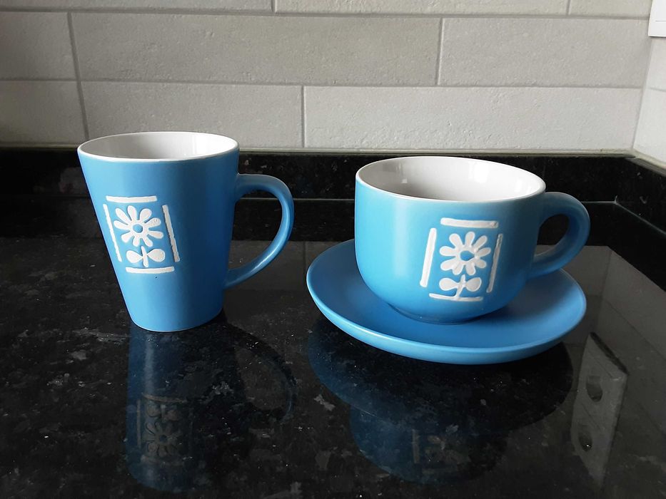 Conjunto Taça + Caneca + Pires