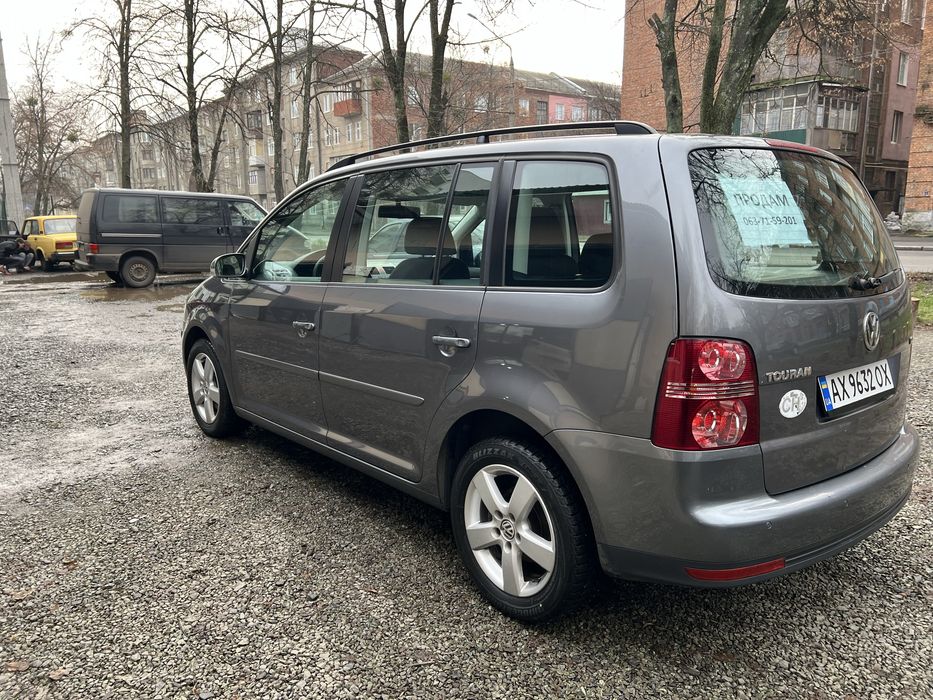 Продам Фольксваген Туран