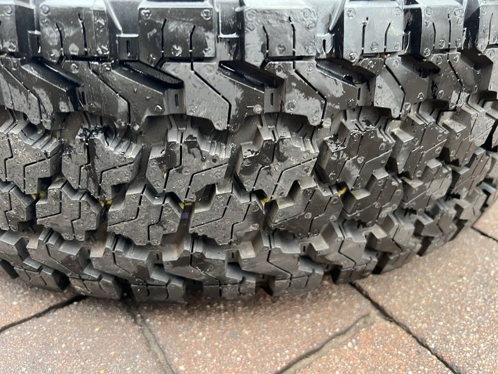 Opony terenowe General Grabber AT3  205/75 r15. 5x112