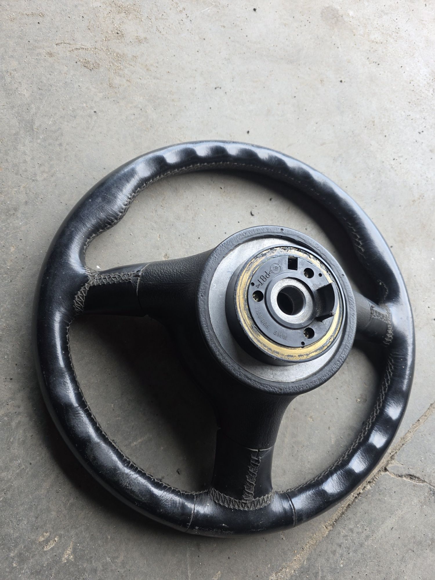 Bmw e36 e34 kierownica m technik 2