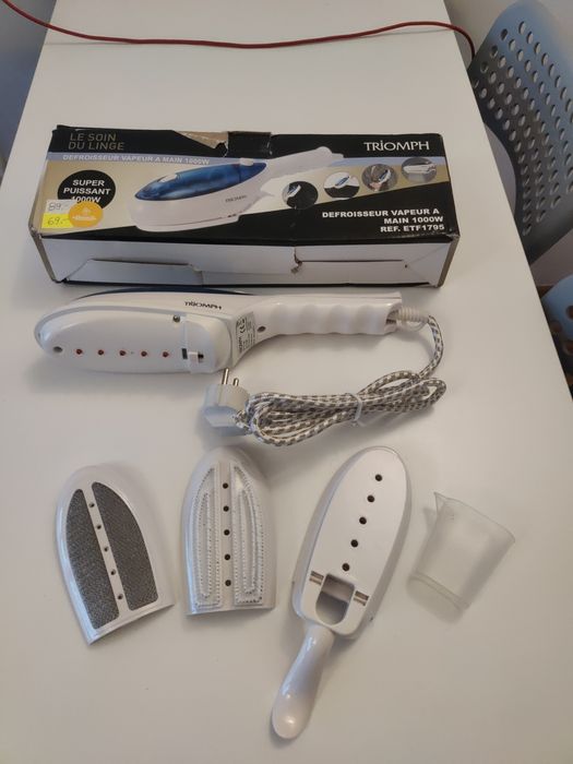 Parownica Triomph plus akcesoria.