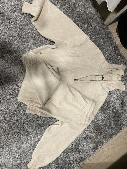 Продам костюм Oysho