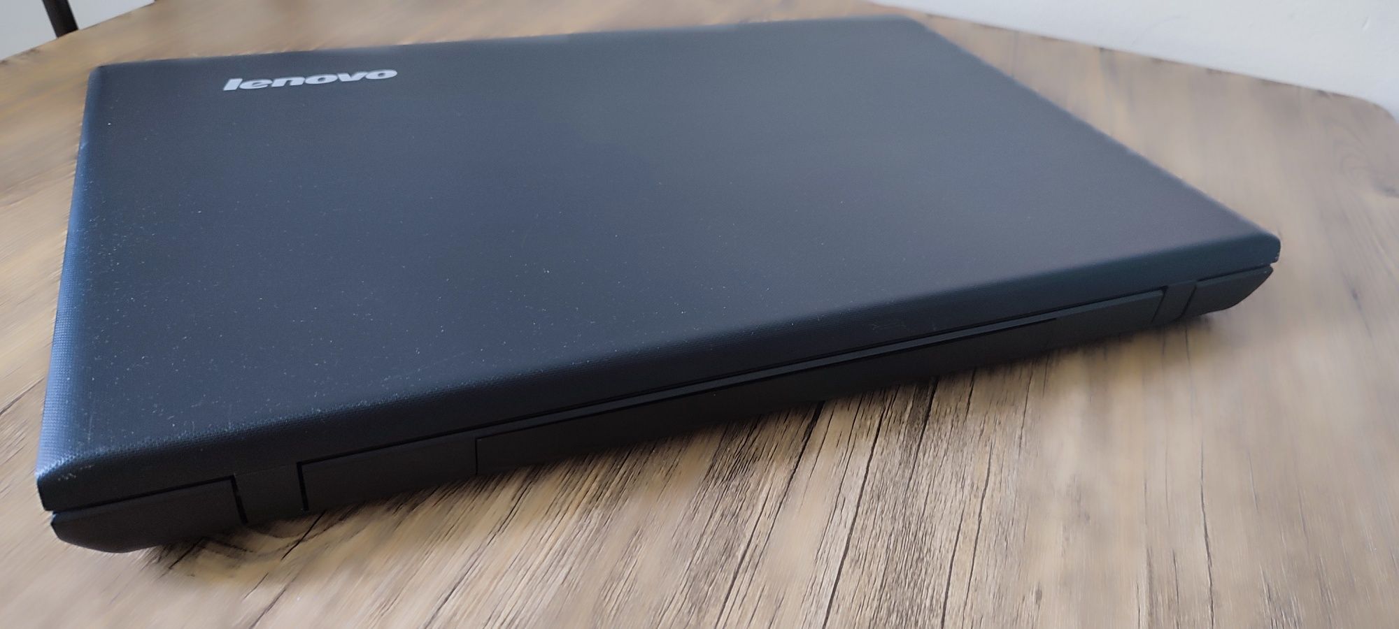 Lenovo G710  16 gbram