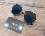 Солнцезащитные очки-авиаторы в синими линзами Gold  FF0194/S от Fendi!