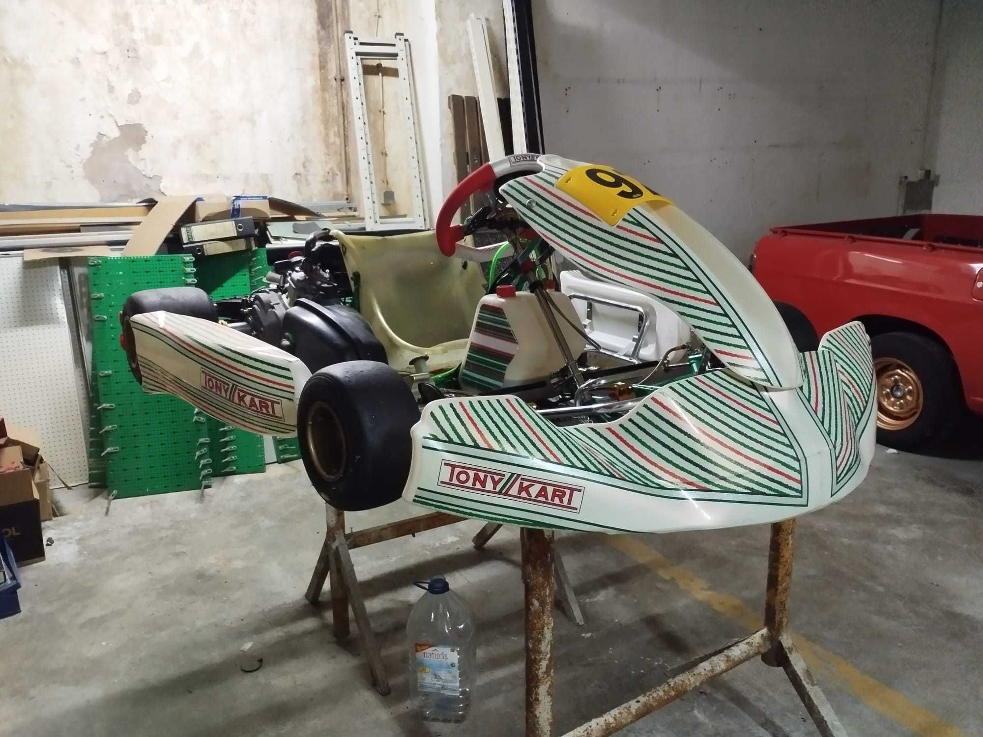 Tony Kart DD2 com reboque
