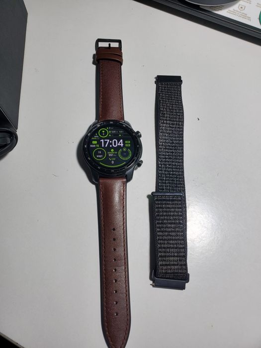 Часи TicWatch Pro 3 Ultra