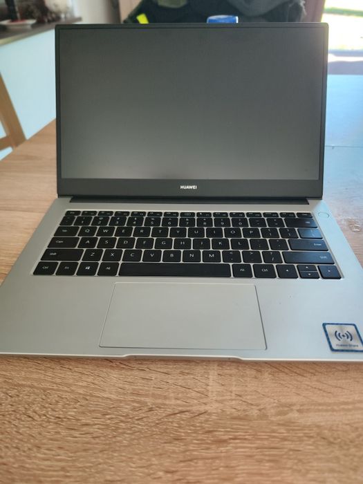 Huawei Matebook D14/AMD-Radeon/8 RAM/80 GB