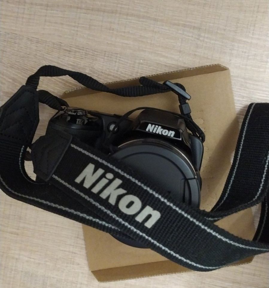 Nikon Coolpix l810