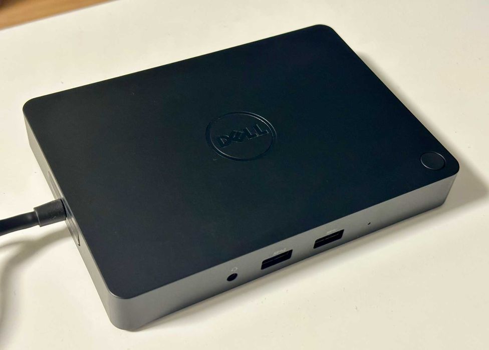 Док-станция Dell WD15