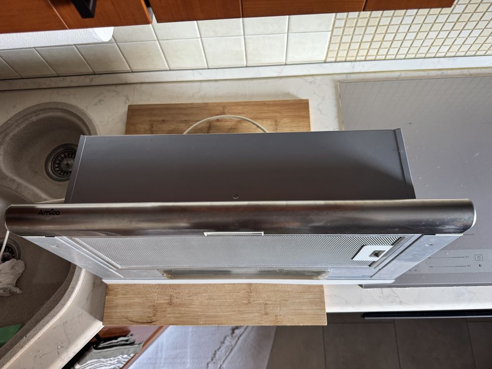 Okap podszafkowy Amica 60cm
