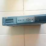 tuner satelitarny THOMSON model DSI30PO