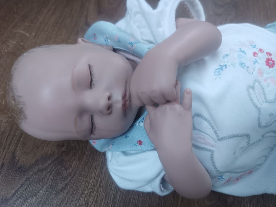 Lalka reborn do naprawy uszkodzona