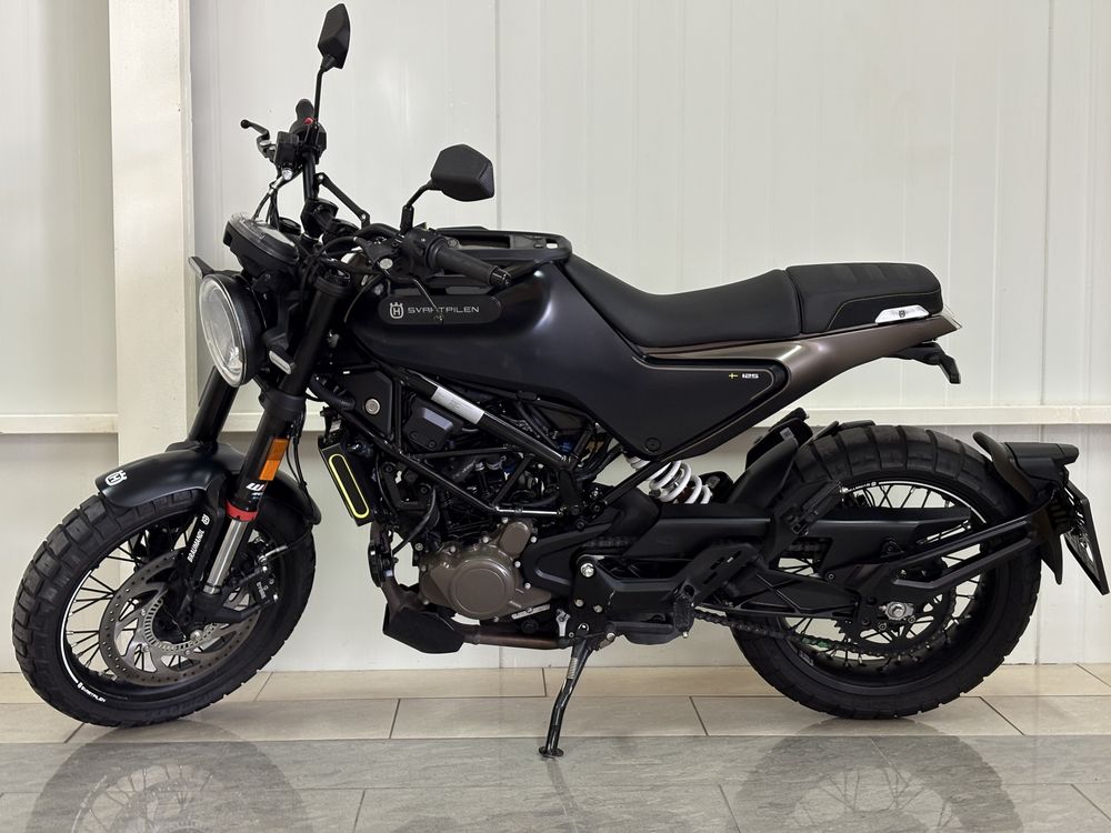 Husqvarna Svartpilen 125  #Ideał #Mały przebieg #Kat B A1 # 23 Rok