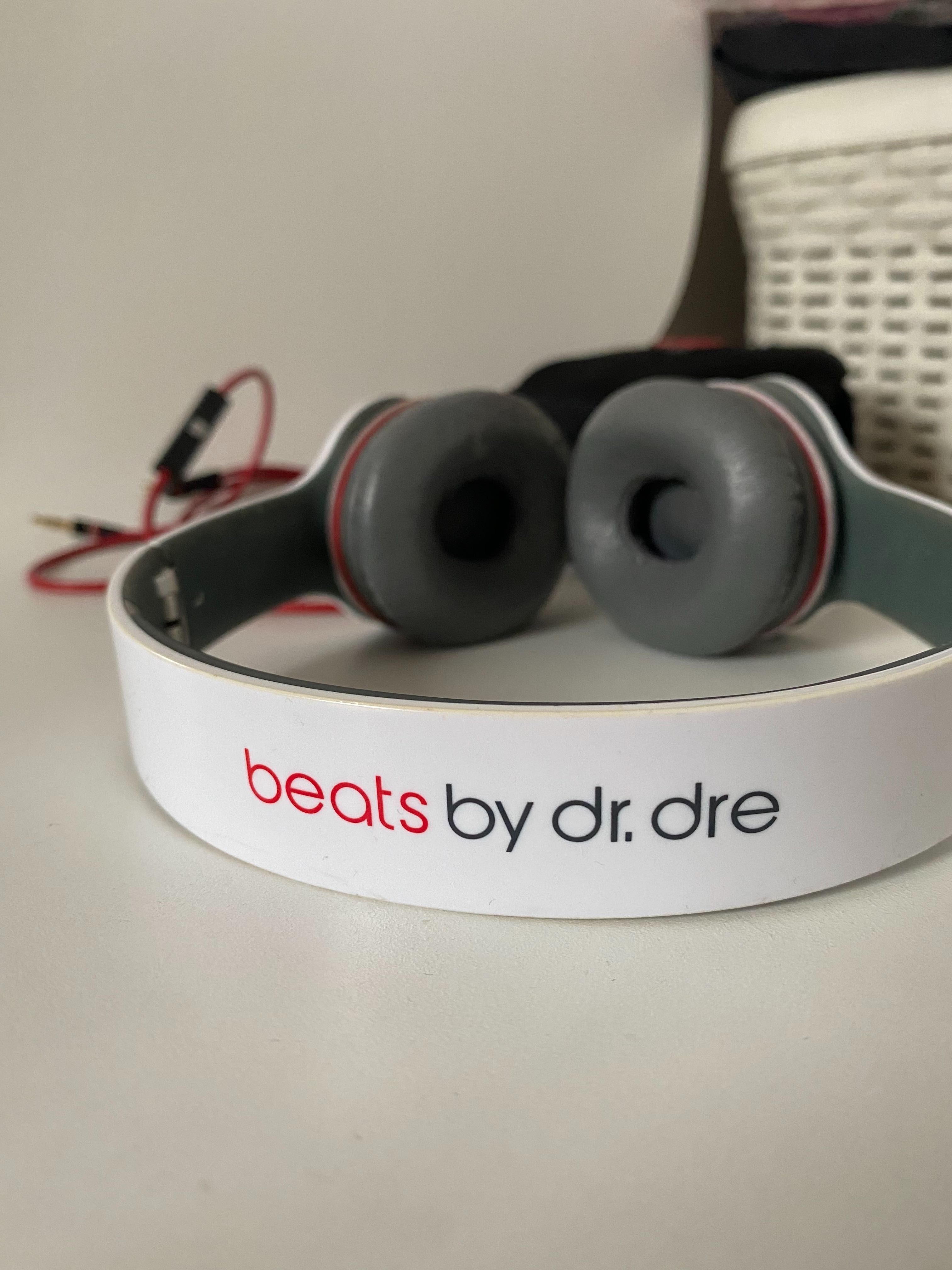 Słuchawki BEATS BY DR. DRE Solo HD białe