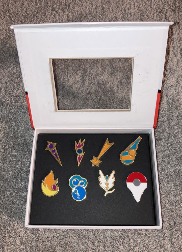 Crachas Pokemon Gym Badges