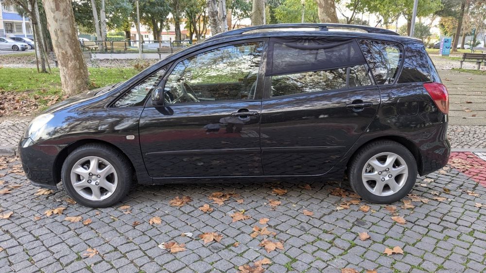 Toyota Corolla Verso 2002