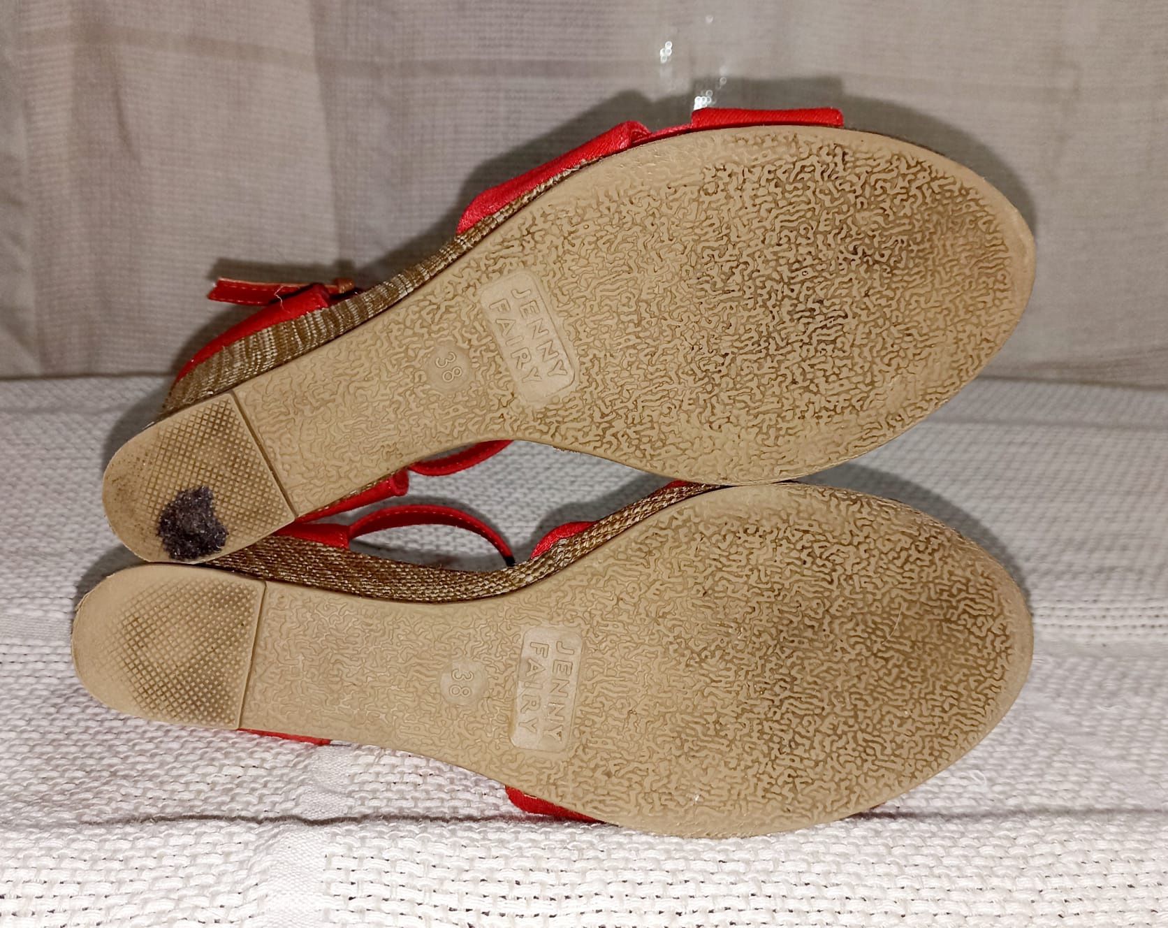 Czerwone letnie buty damskie 38
