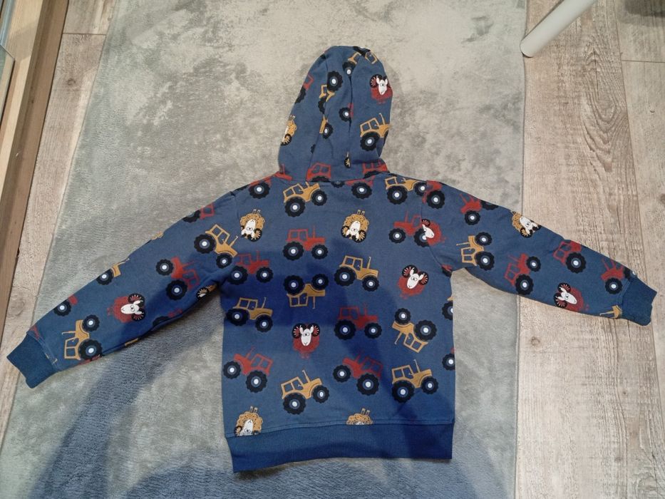Bluza dresowa chłopięca w auta, traktory i owce Cool Club r.134