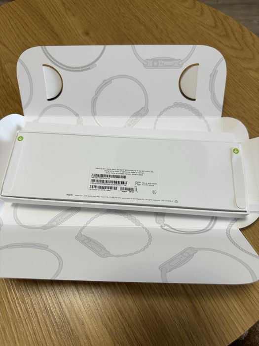 Новий Apple Watch Series 10 46 mm Natural Titanium